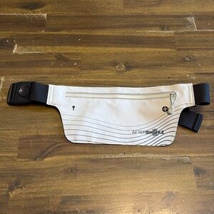 Aftershokz Running Fanny Pack (2718) Gray Black Active Bag Waist Belt Bum Bag